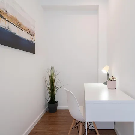 Host Wise - Sunny Bright Flat W Balcony Apartment Porto