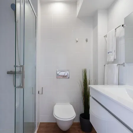 Host Wise - Sunny Bright Flat W Balcony Apartment Porto