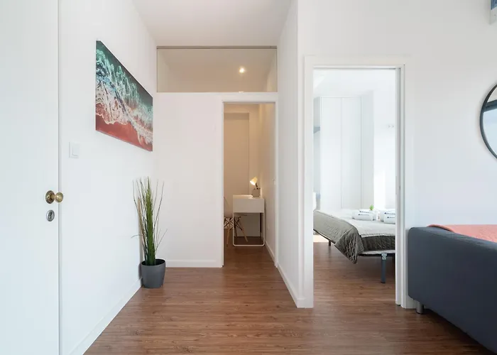 Host Wise - Sunny Bright Flat W Balcony Apartamento