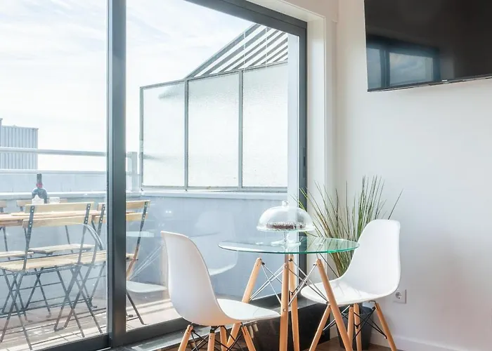 Διαμέρισμα Host Wise - Sunny Bright Flat W Balcony Πόρτο